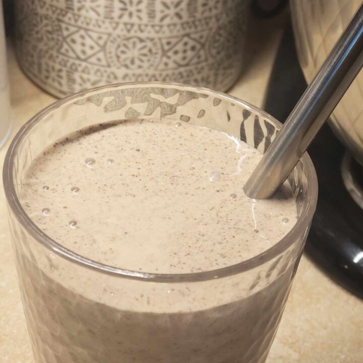 Full photo of Chocolate Chip Oatmeal Smoothie